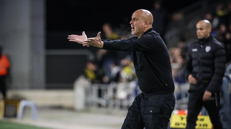 יוסי אבוקסיס