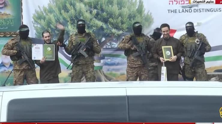 רגעי שחרור החטופים בפעימה השביעית