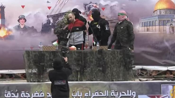 רגעי שחרור החטופים בפעימה השביעית