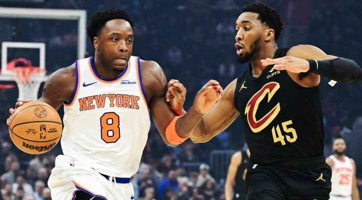 דונובן מיטשל ואו ג'יי אנונבי