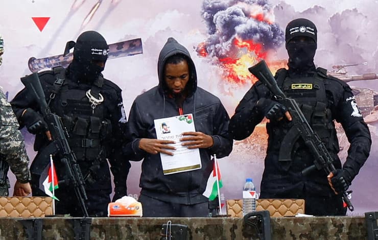 רגעי שחרור החטופים בפעימה השביעית