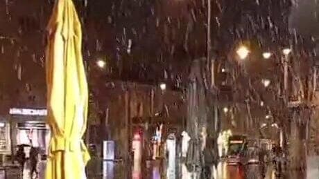 השלג הקל בירושלים שלג יורד בירושלים