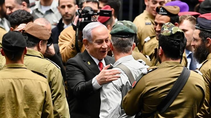 ראש הממשלה בנימין נתניהו מגיע לטקס סיום קורס קצינים קרביים מחזור 71