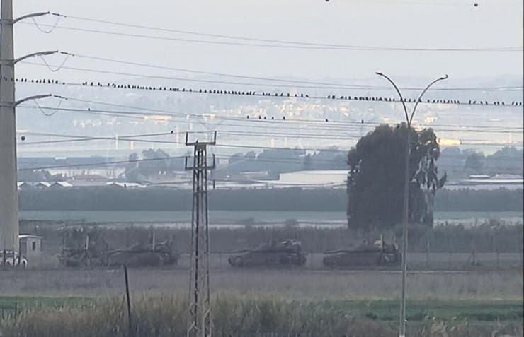  טנקי מרכבה בפתח אלמקבילה בסביבת העיר ג'נין מצפון לגדה