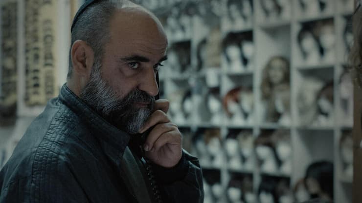 מתוך "מגרש הרוסים"