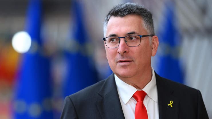 שר החוץ גדעון סער 