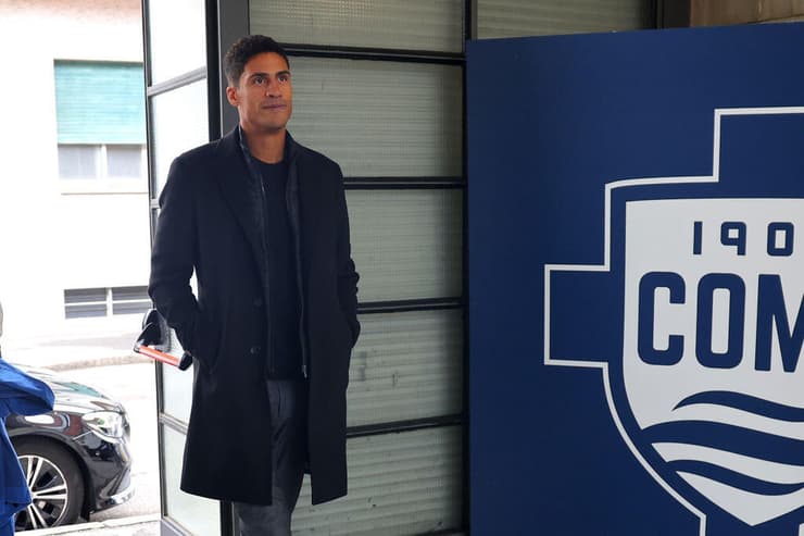 נפצע אחרי 23 דקות, פרש, וקיבל תפקיד מקצועי. וראן (צילום: Jacopo M. Raule/Getty Images for Como 1907) וראן