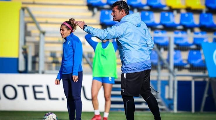 ניסו אביטן באימון הנבחרת (שאול גרינפלד) ניסו אביטן באימון הנבחרת