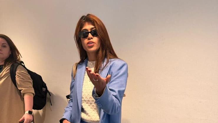 תיעוד של רימא בנתב"ג מתקוממת על כך שמצלמים אותה