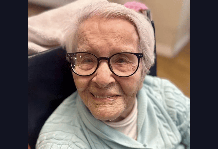 רוז ג'ירון רוז ג'ירון