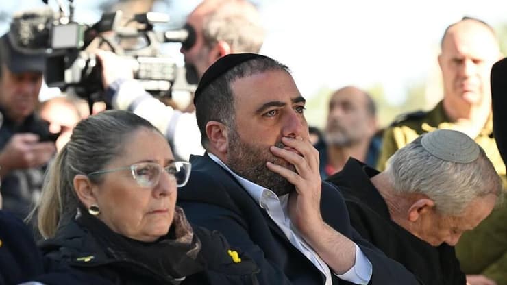 הלווייתו של עודד ליפשיץ ז"ל