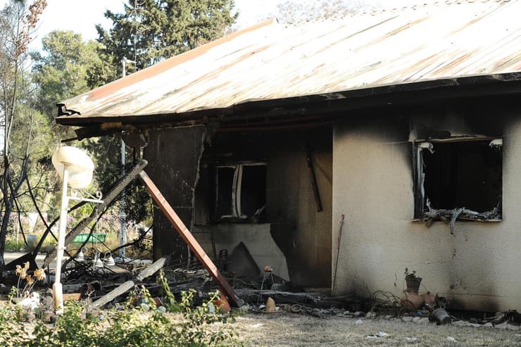 ההרס בנחל עוז אחרי 7/10 (צילום: מישל אמזלג, לע"מ) נחל עוז