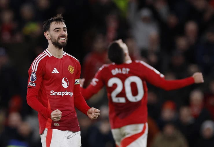 ניצחון של אופי. ברונו פרננדש ודייגו דאלוט חוגגים (צילום: Reuters/Jason Cairnduff) ניצחון של אופי. ברונו פרננדש ודייגו דאלוט חוגגים