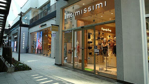 הריצוף בסיסי (צילום: ריאן פרויס) ביג גלילות