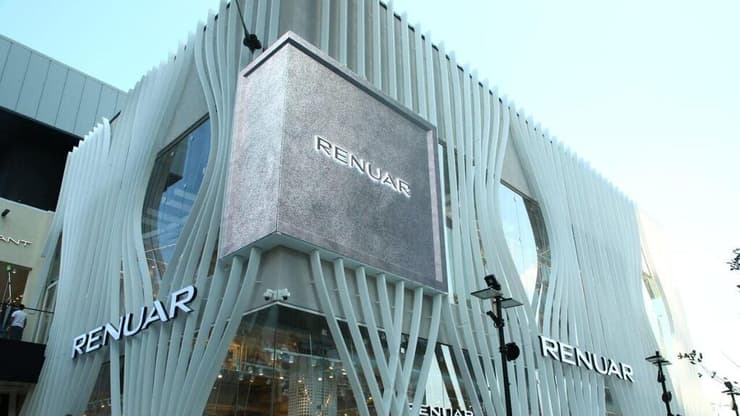 חנות רנואר במתחם (צילום: ריאן פרויס) השקת קניון ביג גלילות