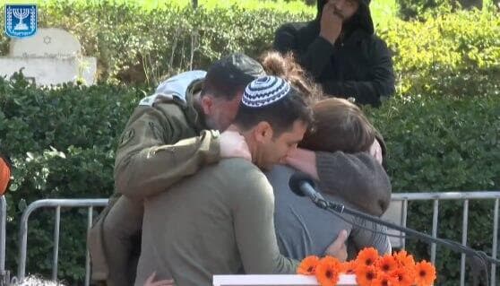 הלוויתם של שירי, אריאל וכפיר ביבס ז"ל