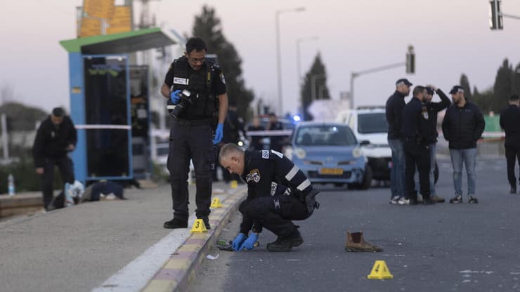 זירת פיגוע הדריסה בצומת כרכור (צילום: Amir Levy/Getty Images) זירת פיגוע הדריסה בצומת כרכור וצומת גן שמואל