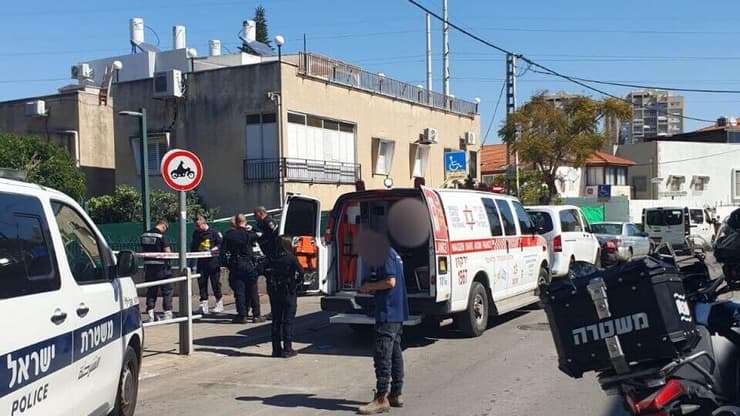 הזירה בבת ים בה אישה הוצתה על ידי בן זוגה