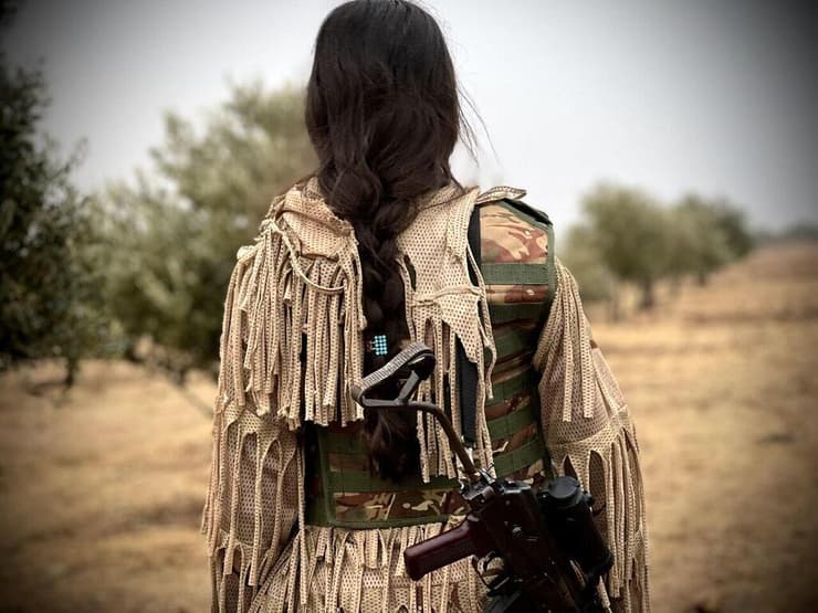 לוחמות כורדיות בסוריה 