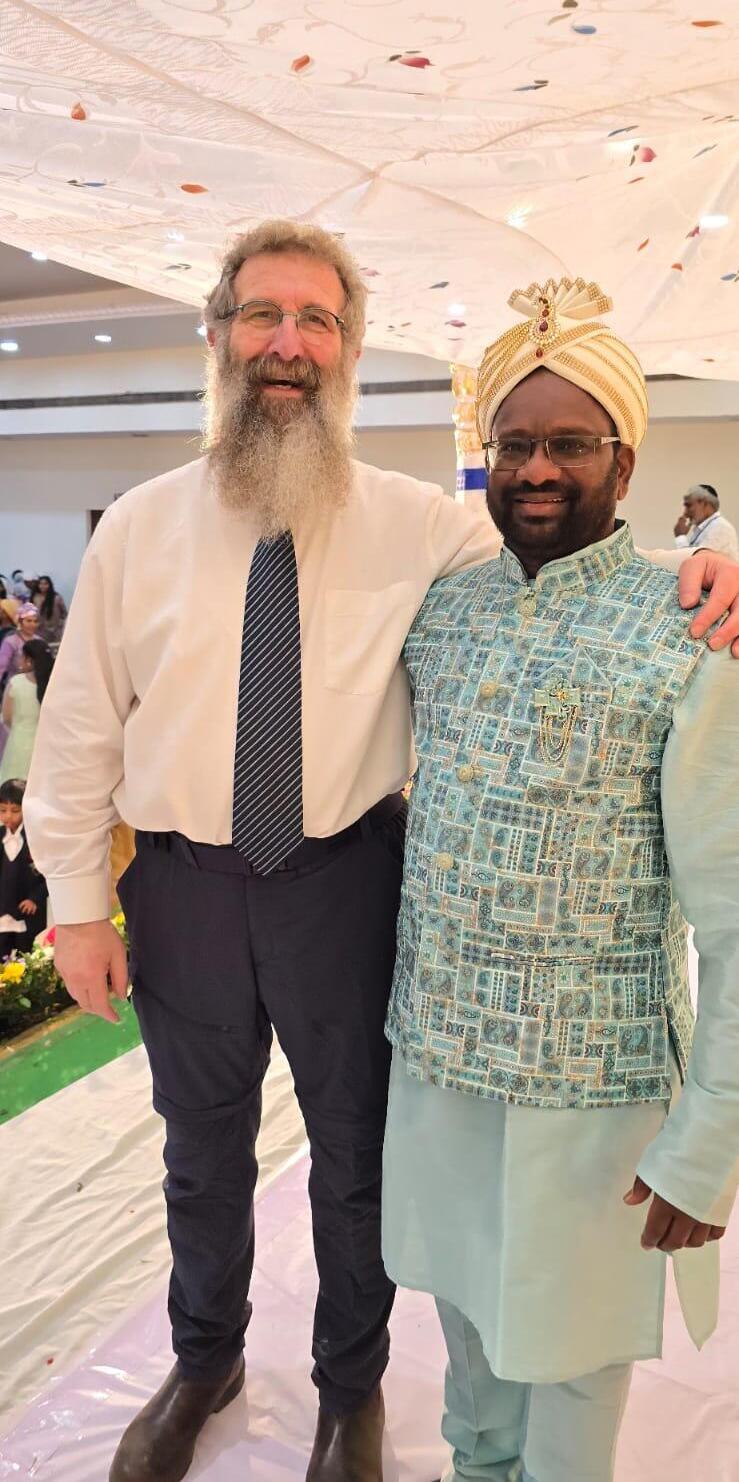 הרב יהושע יעקובי עם הרב אליהו בירנבוים (צילום: הרב אליהו בירנבוים / אור תורה סטון) הרב יהושע יעקובי עם הרב אליהו בירנבוים