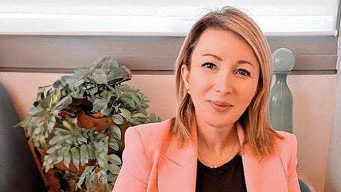 ד"ר אלזה לבון