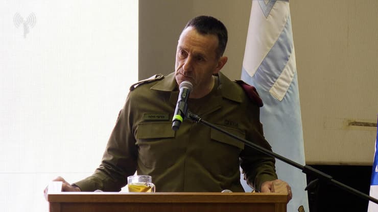 הרמטכ״ל, רב-אלוף הרצי הלוי בשיח עם מפקדי צה״ל בה הוצגו התחקירים המערכתיים של אירועי השבעה באוקטובר