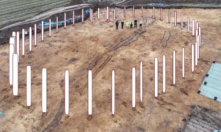 הדמיה של מעגל עמודי העץ בדנמרק