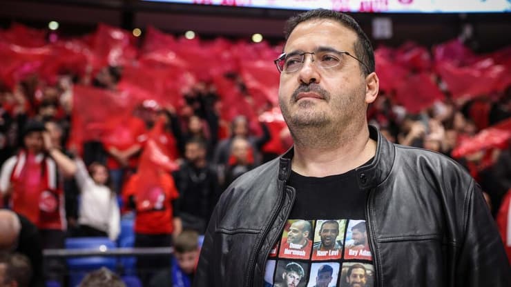 בעלי הפועל ת"א עופר ינאי