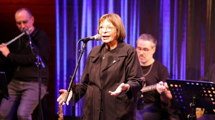 רבקה מיכאלי (צילום: איציק בירן) מתוך "מומולדת לגילה אלמגור"