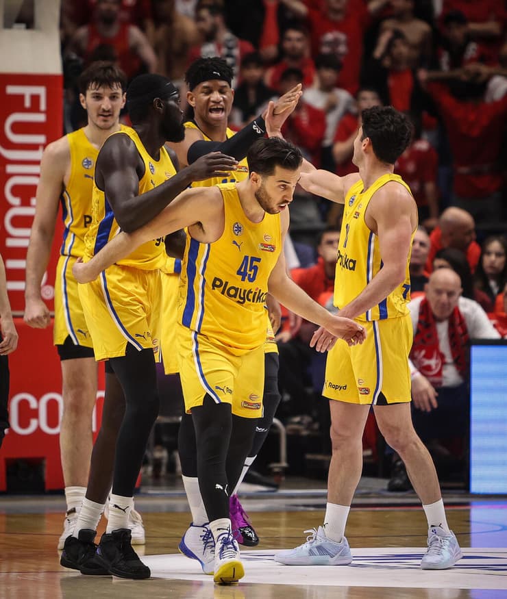 הפועל ת"א מכבי ת"א 