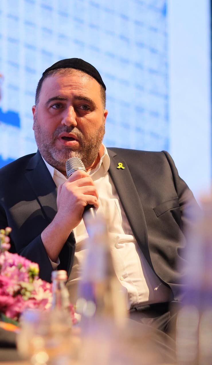 שר הפנים משה ארבל בוועידת מרכז הנדל"ן אילת (צילום: נאו מדיה) שר הפנים משה ארבל בוועידת מרכז הנדל"ן אילת