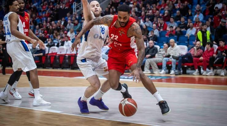 טאריק פיליפ מול עומר בן דוד