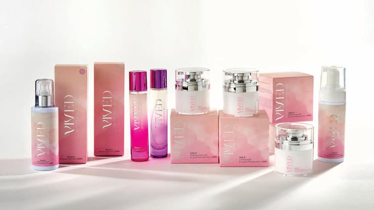 מוצרי VIVED , להשיג באתר. ד"ר פאני בר לוי (צילום: יח"צ) מוצרי VIVED , להשיג באתר. ד"ר פאני בר לוי