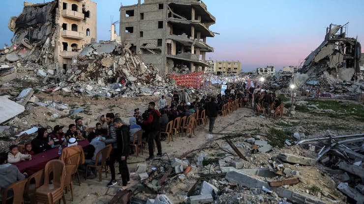 ארוחת אפטאר ביום הצום השני לחודש הרמדאן, רצועת עזה