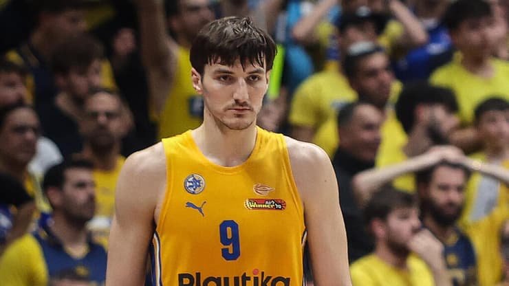 מוטלי מול סורקין