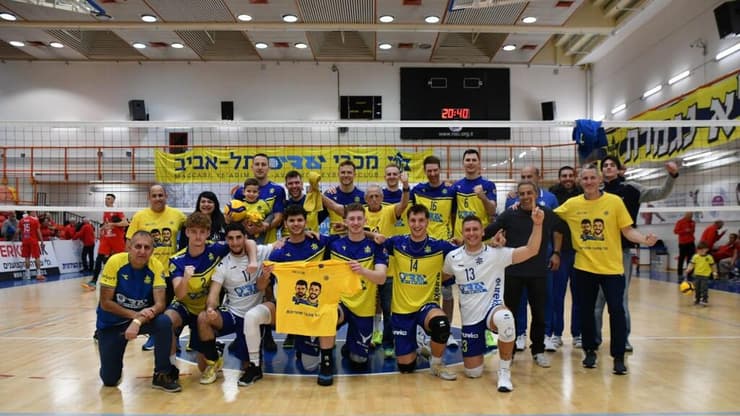 מכבי ת"א (צילום: רינת ורדי) מכבי ת"א בכדורעף