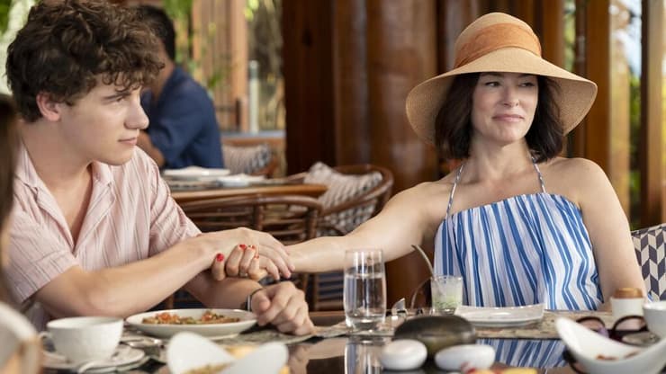 מתוך "הלוטוס הלבן", עונה 3 - פרק 3