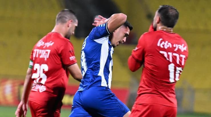 נועם שחר חוגג, שחקני הפועל רמת גן מאוכזבים