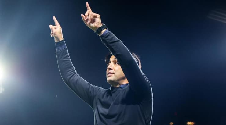 אליניב ברדה חוגג