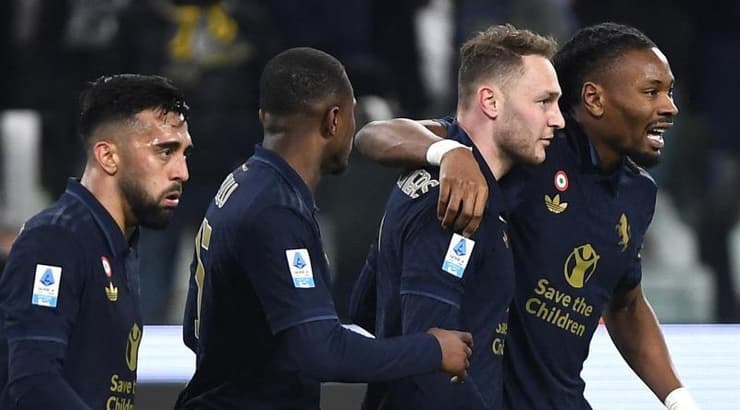 שחקני יובנטוס חוגגים