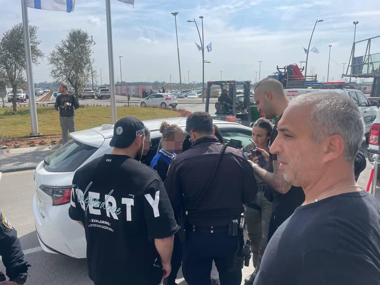 פשיטה של המשטרה ומג"ב על ביג גלילות בעקבות התרעות על שב"חים שמועסקים במקום