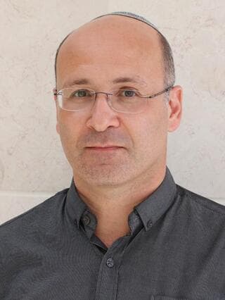 ד"ר אלון ליברמן