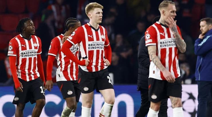 שחקני פ.ס.וו איינדהובן המומים