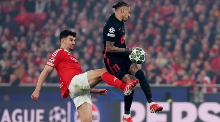 ראפיניה לפני אנטוניו סילבה