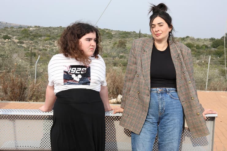 ישראלה גרינברג ובתה אנאל בת ה-14 מתמודדת עם השמנה