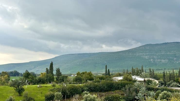 טיול בעמק המעיינות