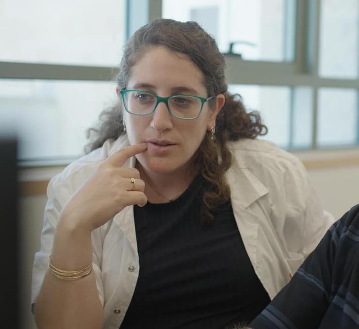 "אפשר גם להיות אמא וגם לעשות את מה שאת אוהבת". ד"ר רעות בנימין נצר (צילום: אריה סנדו) ד"ר רעות בנימין נצר