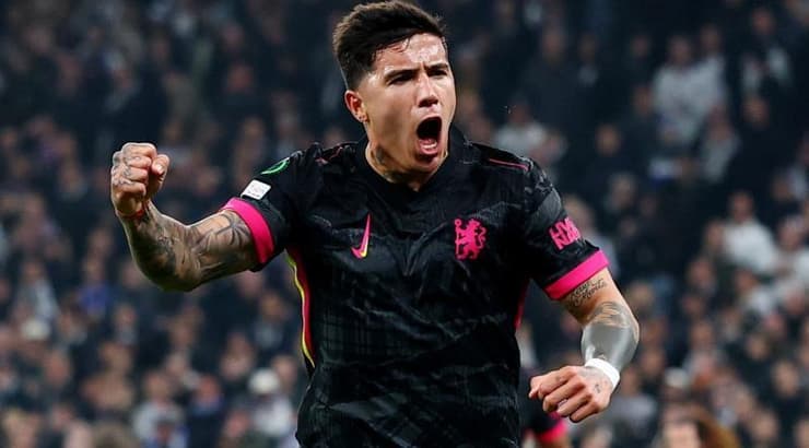 אנצו פרננדס חוגג (רויטרס) אנצו פרננדס חוגג