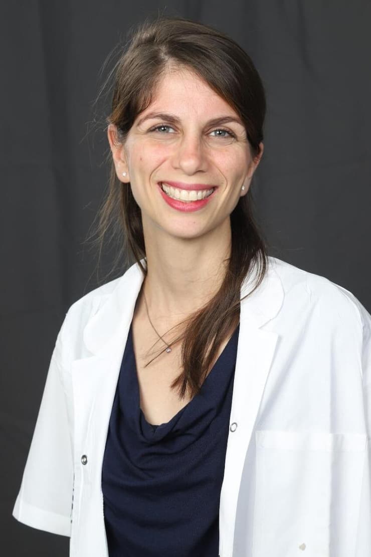 "אומרים שאני לא נראית כמו פרופסור". פרופ' אופירה זלוטו (צילום: דוברות שיבא) פרופ' זלוטו