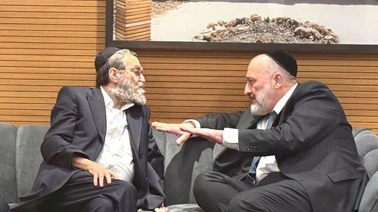 יו"ר ש"ס, הרב אריה דרעי, ויו"ר דגל התורה, הרב משה גפני על תקציב הישיבות   